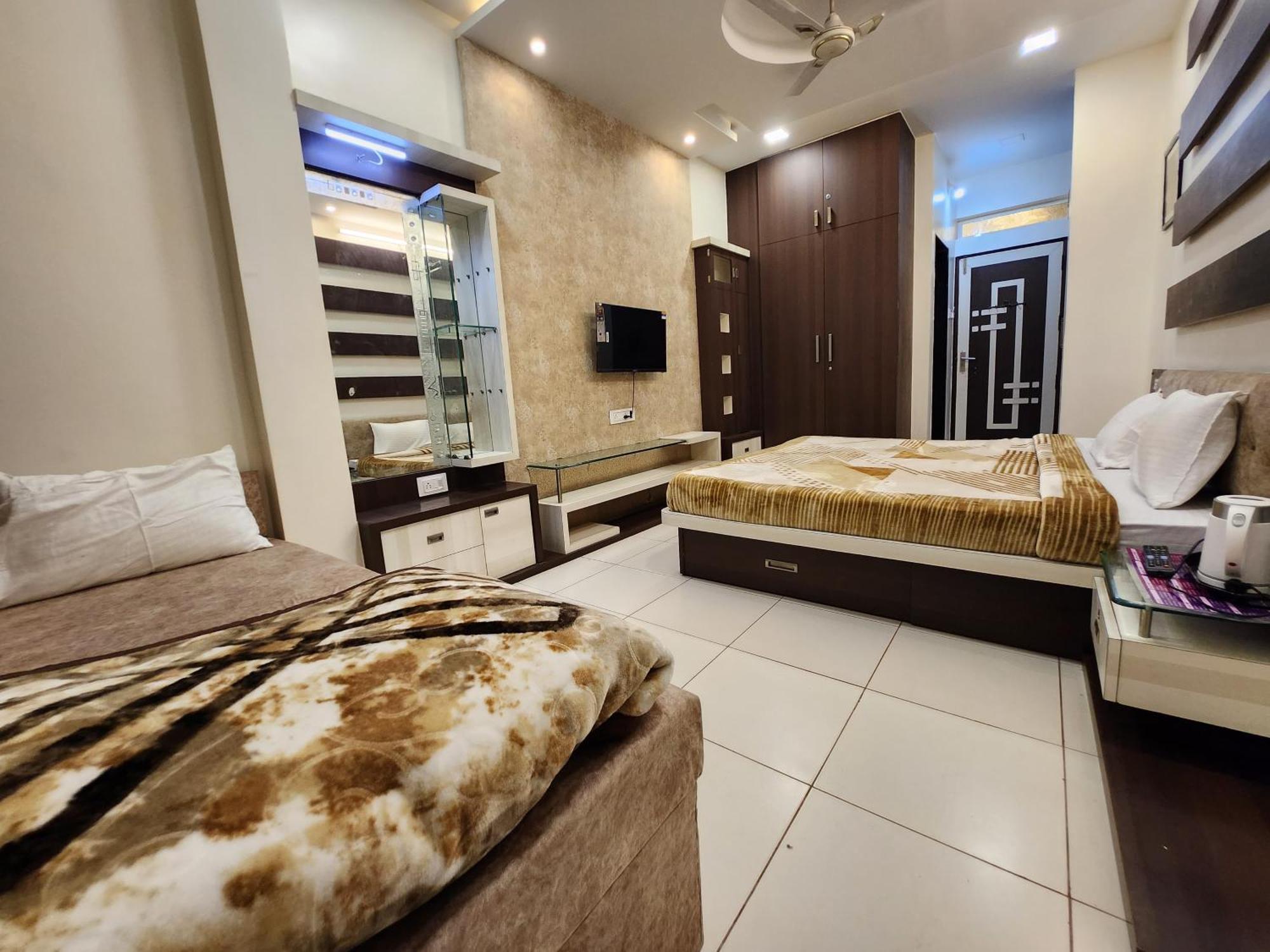 Hotel Anantshree Ujjain Eksteriør billede