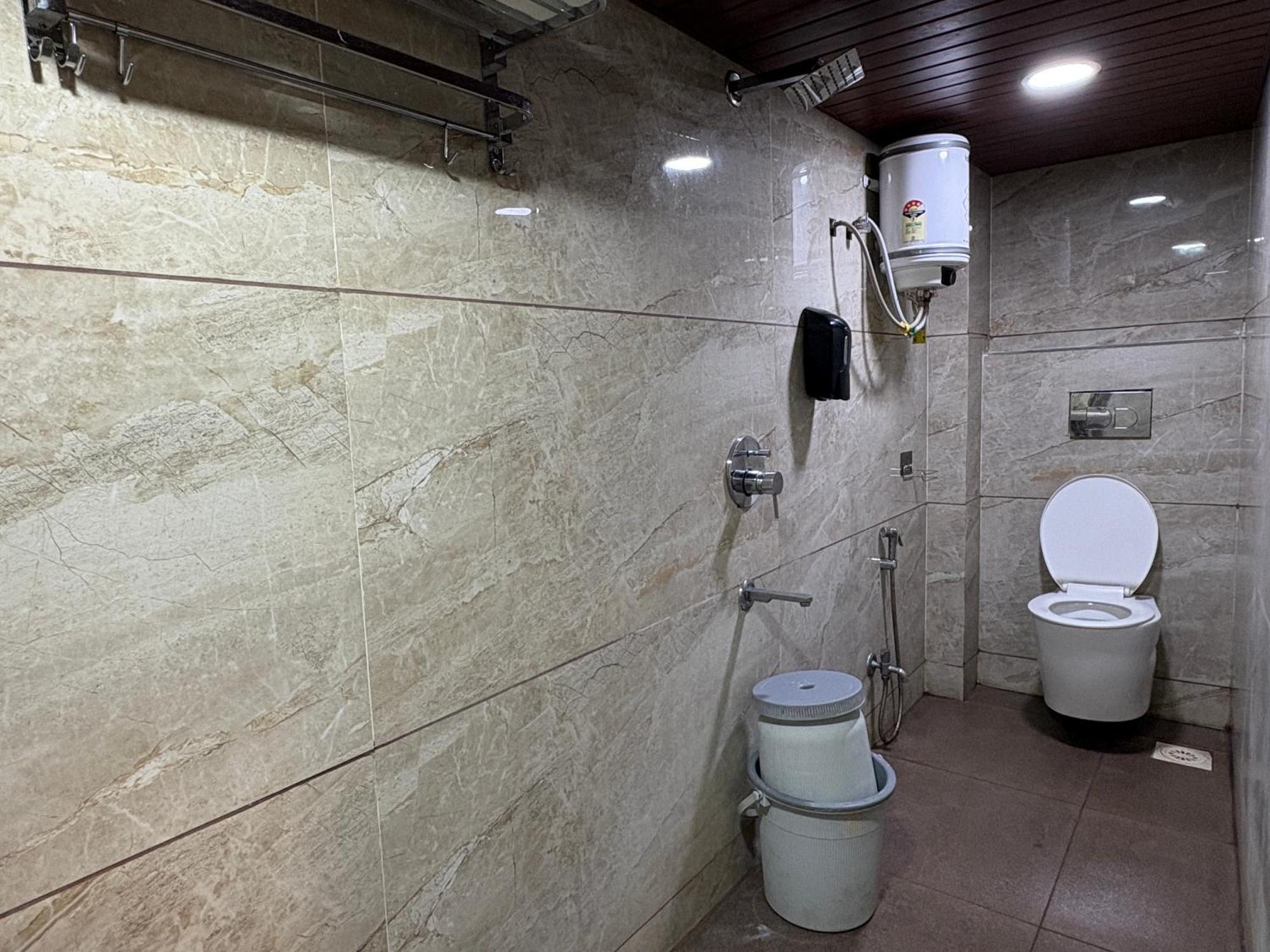Hotel Anantshree Ujjain Eksteriør billede