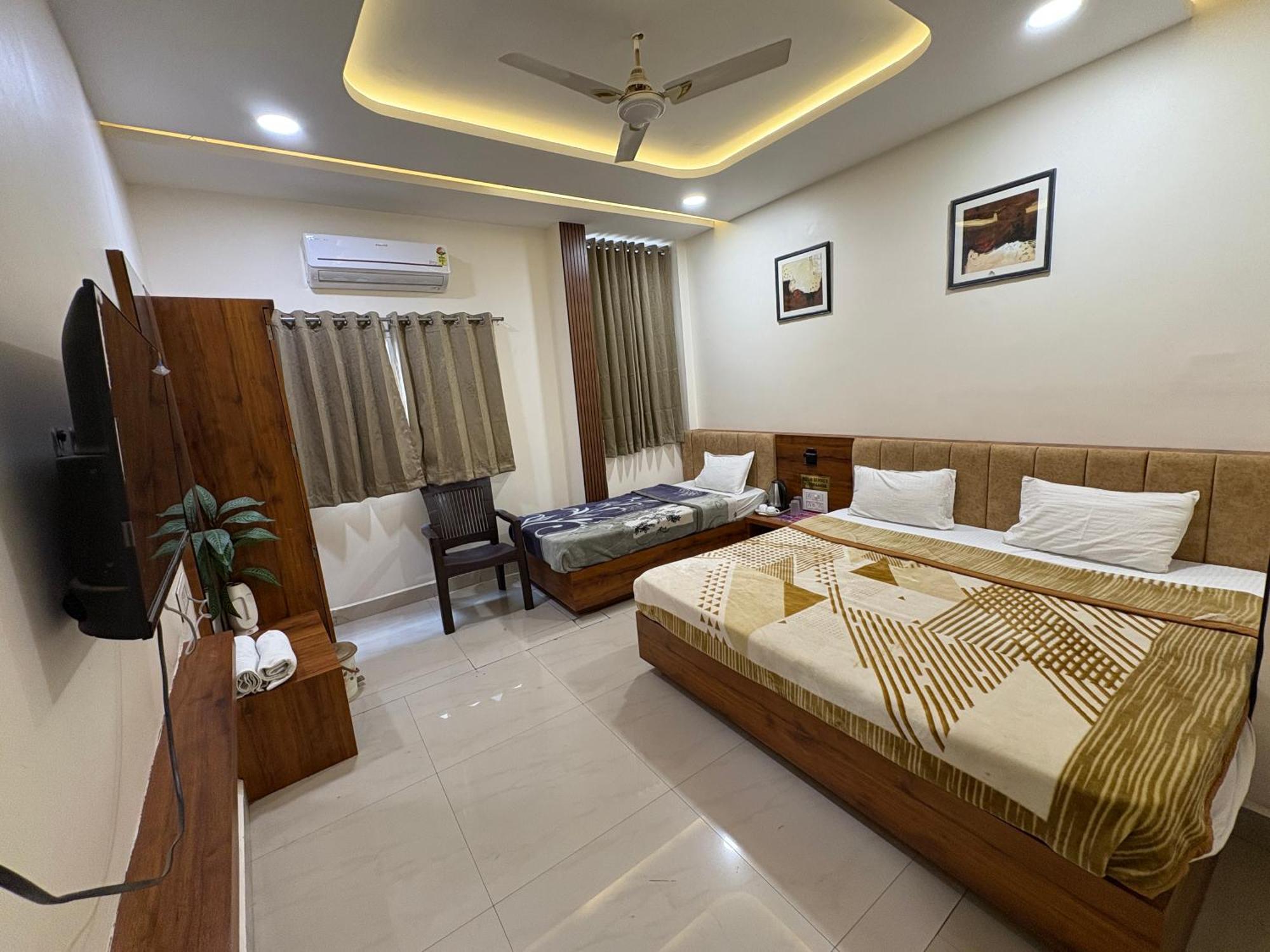Hotel Anantshree Ujjain Eksteriør billede